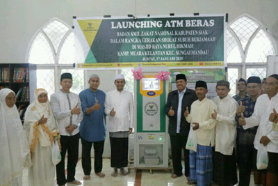 Bupati Alfedri Kembali Launching Mesin ATM Beras di Sungai Mandau